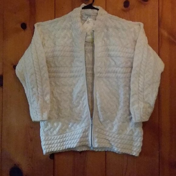 NWT 100% Merino Wool Cardigan by Connemara - Picture 5 of 8